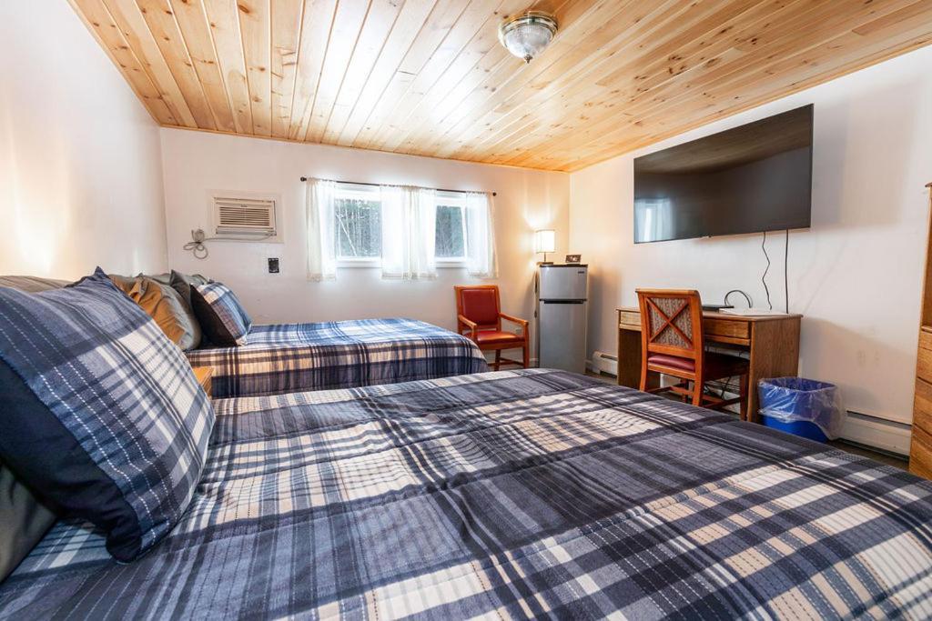 West Bethel Motel Eksteriør billede